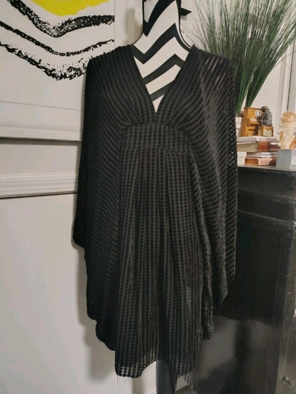 Trina Turk Silk Blend Black Velvet Burnout V-Neck Dress Women's 10 Whimsygoth